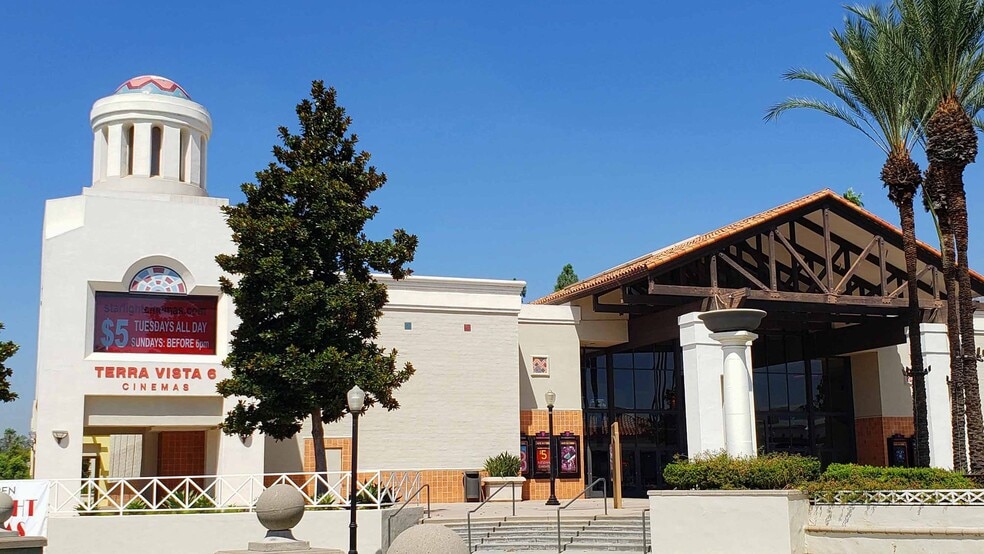 10709 Town Center Dr, Rancho Cucamonga, CA for lease - Building Photo - Image 2 of 4