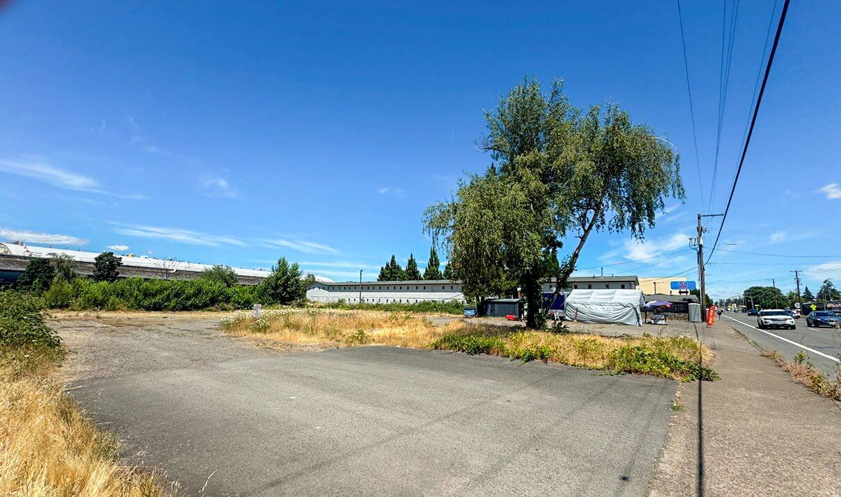 3125 - 3157 Portland Road NE, Salem, OR for sale Primary Photo- Image 1 of 3