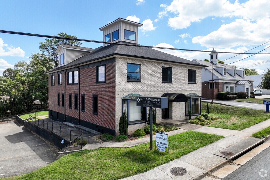 5200 Fort Ave, Lynchburg, VA à vendre - Photo du bâtiment - Image 2 de 28