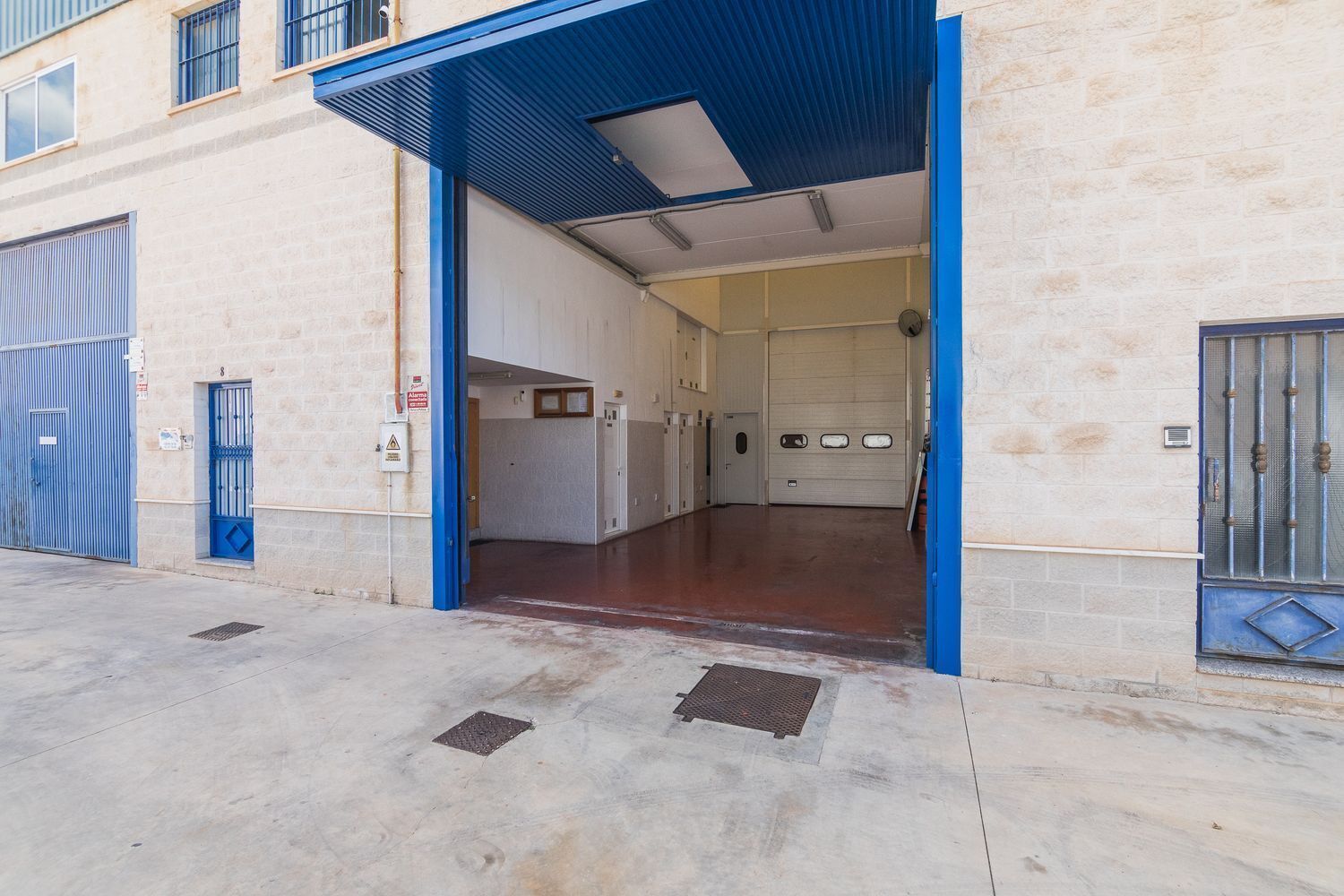 Carrer de los Mecánicos, 8, Santa Pola, Alicante à vendre Photo du bâtiment- Image 1 de 44