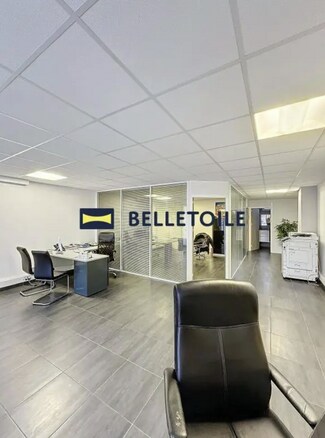 Plus de détails pour Commerce de détail à louer