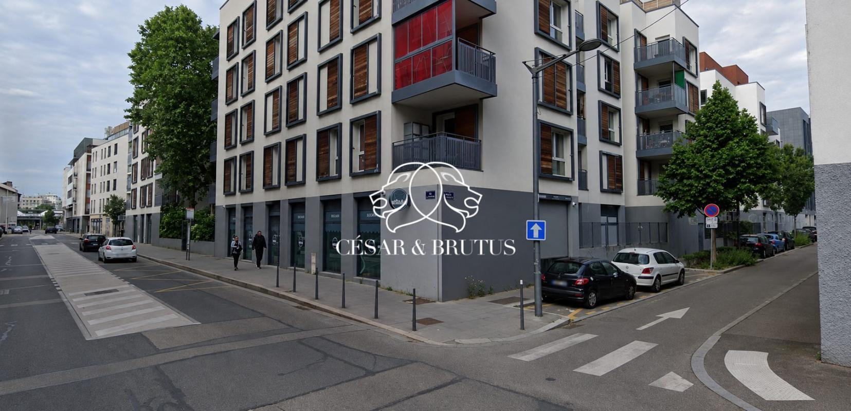 15 Rue De Gerland, Lyon à vendre Photo du bâtiment- Image 1 de 3