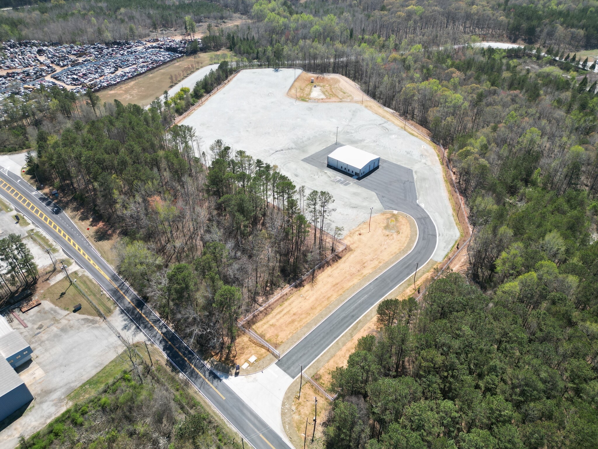 8245 Gullatt Rd, Palmetto, GA à louer Photo du bâtiment- Image 1 de 6