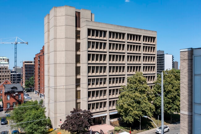 Plus de détails pour 25 Charlton Ave E, Hamilton, ON - Plusieurs types d'espaces à louer