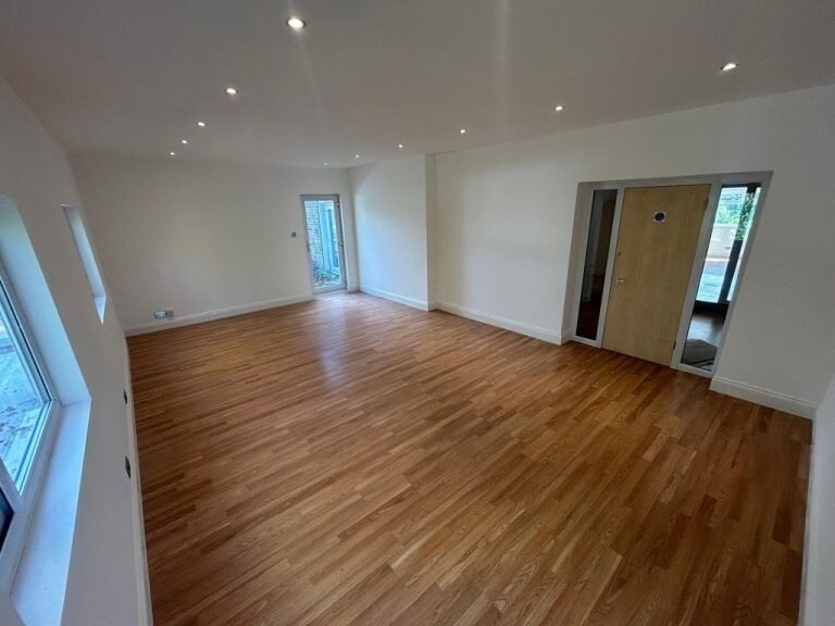 600 - 602 Chigwell Rd, Woodford Green à louer - Photo intérieure - Image 3 de 19