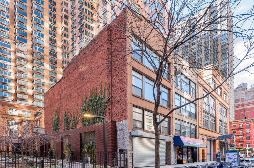 50 W 27th St, New York, NY for sale - Primary Photo - Image 1 of 19