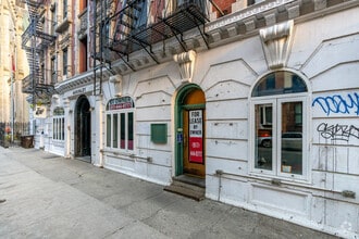 111-115 E 7th St, New York, NY à louer Photo du bâtiment- Image 2 de 14