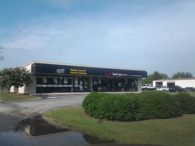 309 Chesterfield Hwy, Cheraw, SC à louer - Photo principale - Image 2 de 5