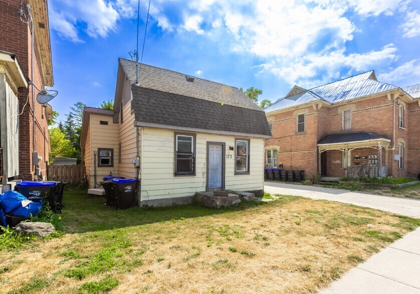 172 First St, Collingwood, ON à vendre - Photo du bâtiment - Image 3 de 9