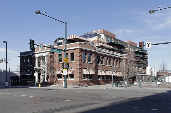 More details for 1711-1735 19th St, Denver, CO - Retail for Lease