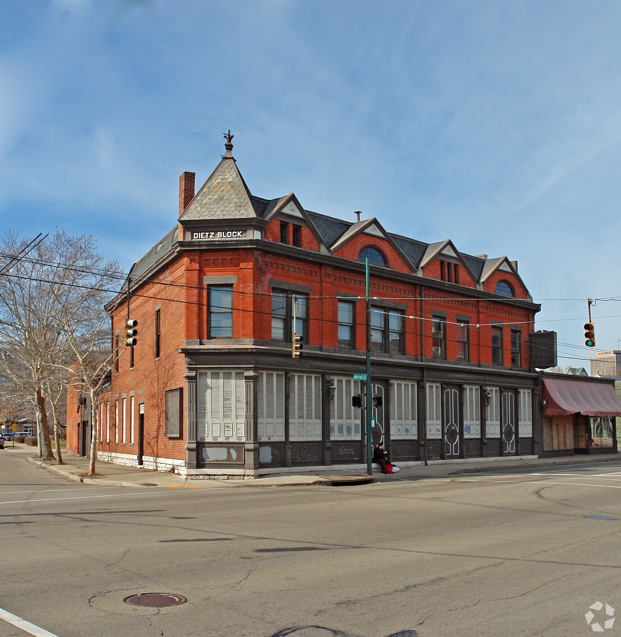 521 Wayne Ave, Dayton, OH à vendre Photo principale- Image 1 de 1