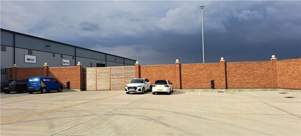 Broadmead Rd, Stewartby for lease - Building Photo - Image 2 of 2