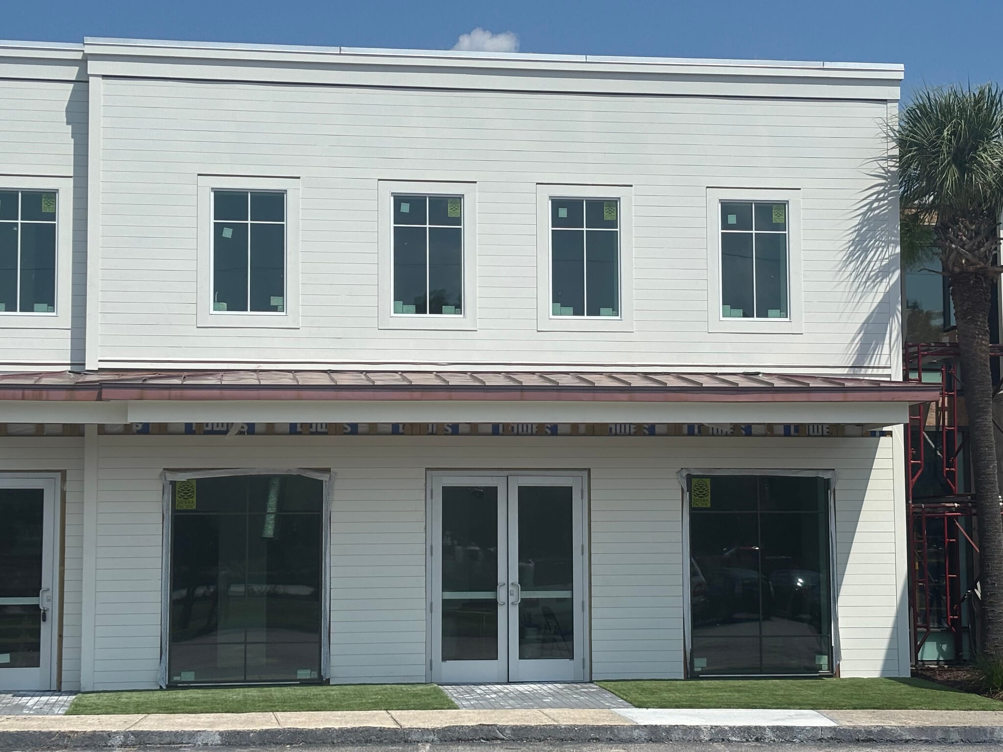814 Johnnie Dodds Blvd, Mount Pleasant, SC for lease Building Photo- Image 1 of 3