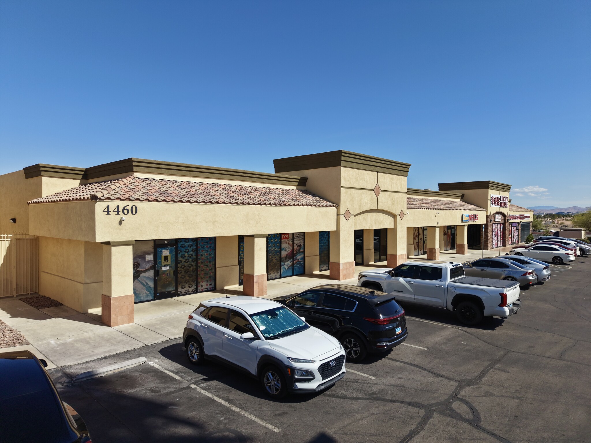 4460 S Durango Dr, Las Vegas, NV for lease Primary Photo- Image 1 of 11