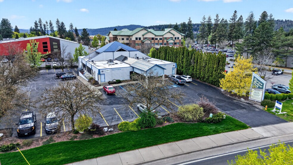 950 W Ironwood Dr, Coeur d'Alene, ID à vendre - Photo du bâtiment - Image 3 de 23