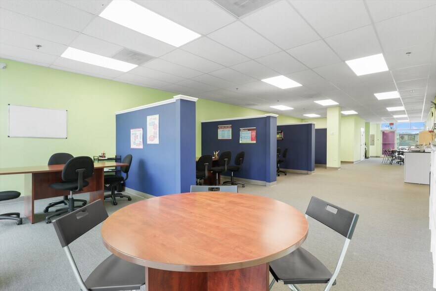 43053 Pemberton Sq, Chantilly, VA à louer - Photo intérieure - Image 3 de 15