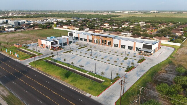 Plus de détails pour 3100 N. McColl Rd, Hidalgo, TX - Commerce de détail à louer