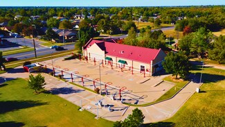 Plus de détails pour 1308 S Santa Fe Ave, Edmond, OK - Commerce de détail à louer