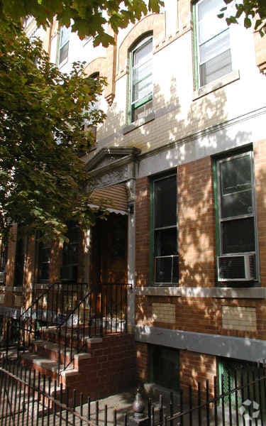 Bushwick/Ridgewood Multifamily Portfolio portfolio of 14 properties for sale on LoopNet.ca Primary Photo- Image 1 of 14