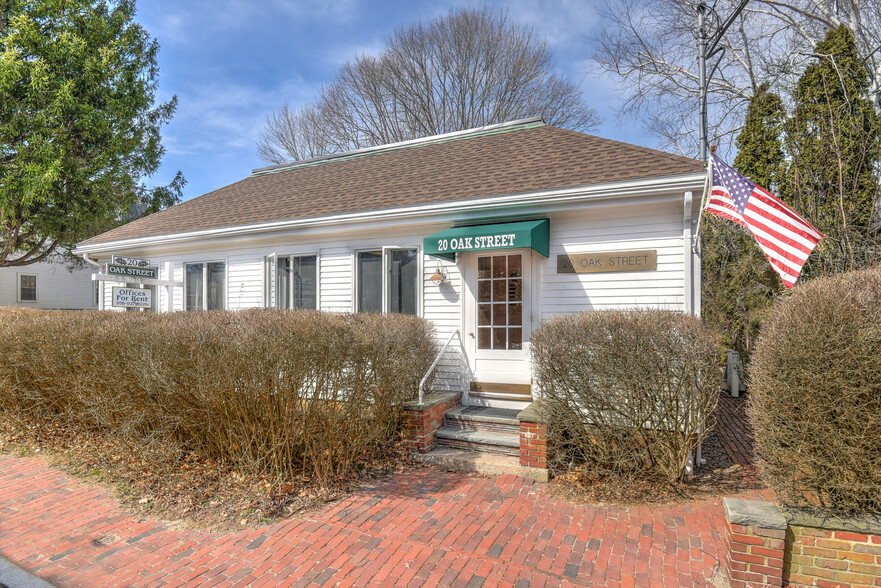 20 Oak St, Beverly Farms, MA à vendre - Photo du bâtiment - Image 1 de 1