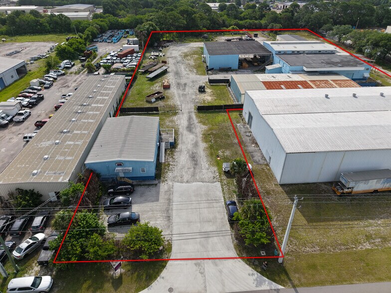 3340 Enterprise Rd, Fort Pierce, FL à vendre - Photo du bâtiment - Image 1 de 20