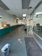 668 Seneca Ave, Ridgewood, NY for lease Interior Photo- Image 2 of 9