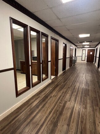 Plus de détails pour 4401-4405 NW 4th St, Oklahoma City, OK - Bureau à louer