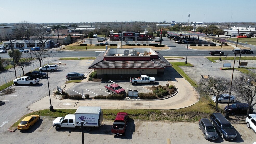 904 E Braker Ln, Austin, TX for sale - Building Photo - Image 3 of 8