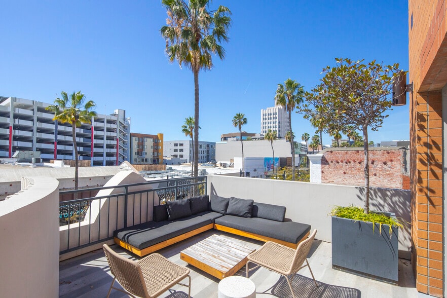 1451-1457 3rd Street Promenade, Santa Monica, CA à louer - Photo du bâtiment - Image 2 de 19