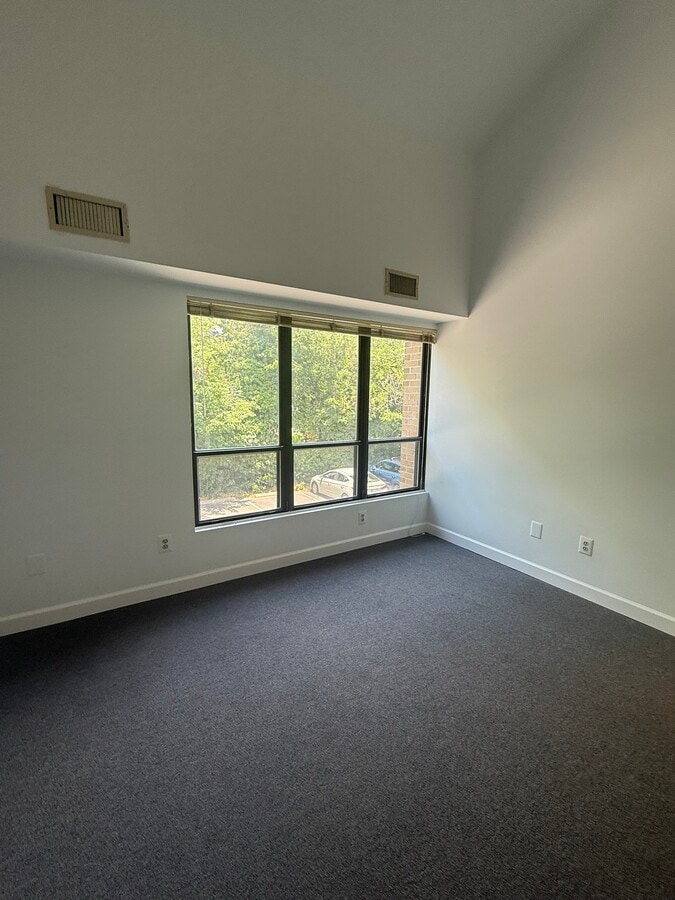 8569-8573 Sudley Rd, Manassas, VA 20110 - Unit 8573-D - - Interior Photo - Image 2 of 30