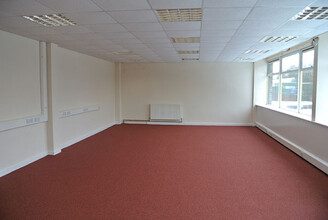 James Watt Pl, East Kilbride for lease Interior Photo- Image 2 of 2