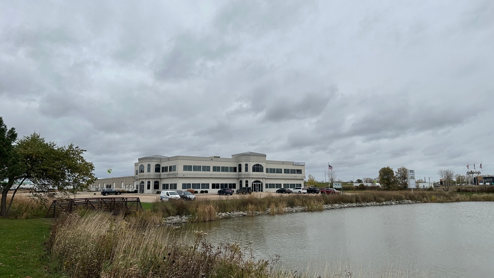 3051 Progress Way, Kaukauna, WI for lease - Building Photo - Image 2 of 20