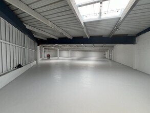 Industrial in Maurepas for sale Interior Photo- Image 1 of 2