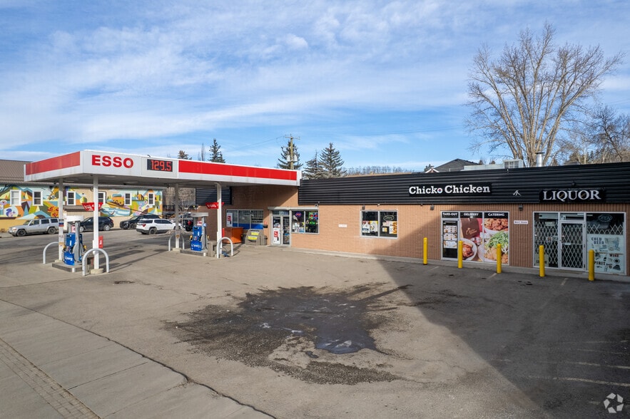 40A Elizabeth St, Okotoks, AB for lease - Building Photo - Image 2 of 3