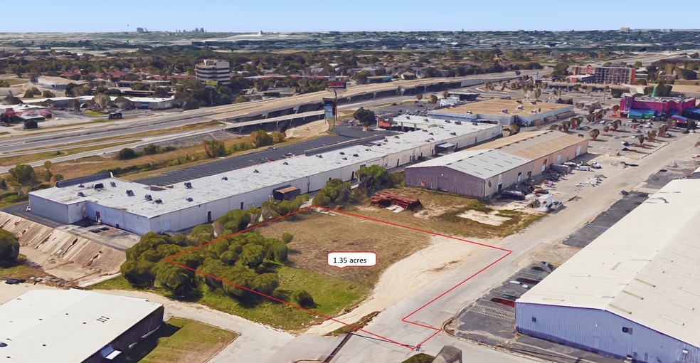 Industrial Ctr, San Antonio, TX for sale - Building Photo - Image 1 of 1