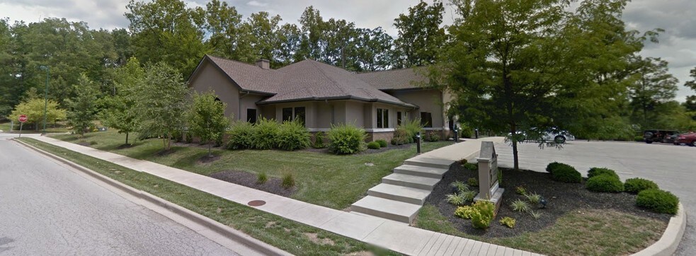 2901 S McIntyre Dr, Bloomington, IN à vendre - Photo principale - Image 1 de 4