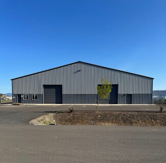 Plus de détails pour 1913 Bobcat Way, Medford, OR - Industriel à louer