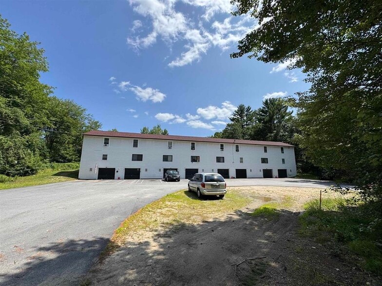 12 Grondin Dr, Farmington, NH for sale - Building Photo - Image 2 of 4