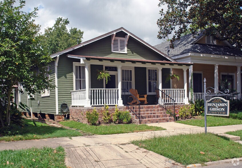 228 Napoleon St, Baton Rouge, LA for lease - Primary Photo - Image 1 of 2