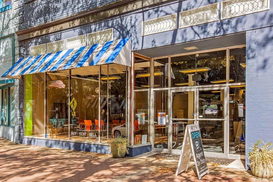 214 Hay St, Fayetteville, NC for lease - Building Photo - Image 3 of 9
