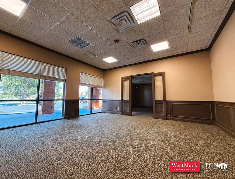 6102 Chicago Ave, Lubbock, TX for lease - Building Photo - Image 3 of 6