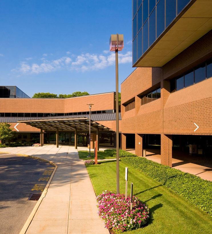 30 Knightsbridge Rd, Piscataway, NJ for lease Building Photo- Image 1 of 14