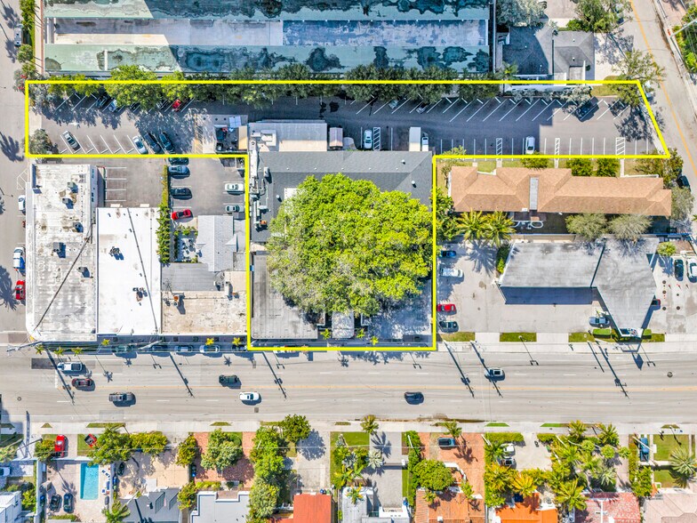 2400 E Las Olas Blvd, Fort Lauderdale, FL à vendre - Photo du bâtiment - Image 2 de 27