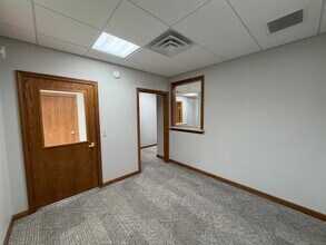 365 Riffel Rd, Wooster, OH for lease Interior Photo- Image 2 of 17