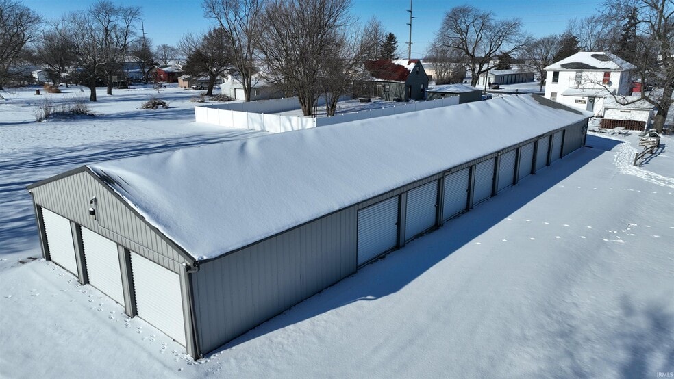 401 W Jasper St, Goodland, IN à vendre - Photo principale - Image 1 de 5