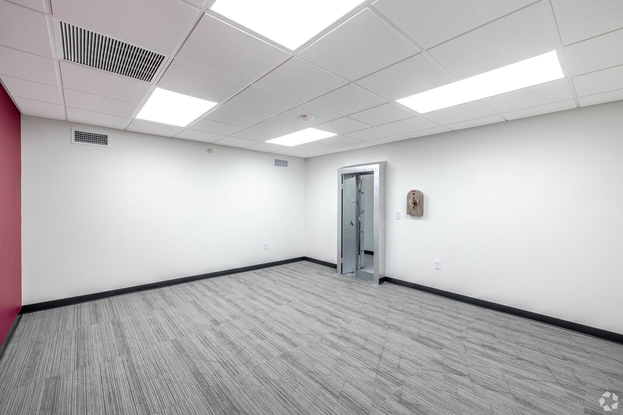 250 Magnolia Ave SW, Winter Haven, FL for lease Interior Photo- Image 1 of 1