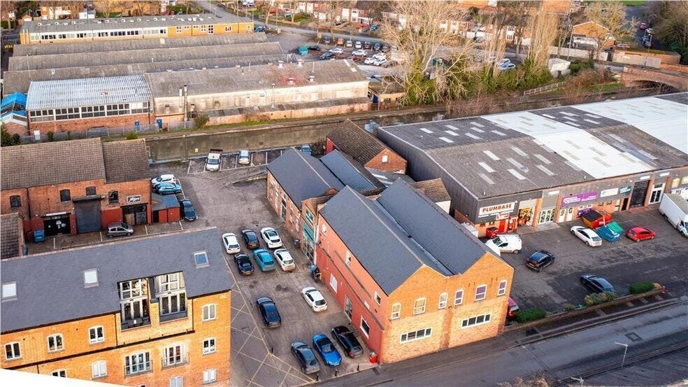 Wharf St, Warwick à vendre - Photo du bâtiment - Image 2 de 11