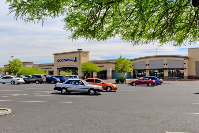 Plus de détails pour 1990 McCulloch Blvd N, Lake Havasu City, AZ - Bureau, Commerce de détail à louer