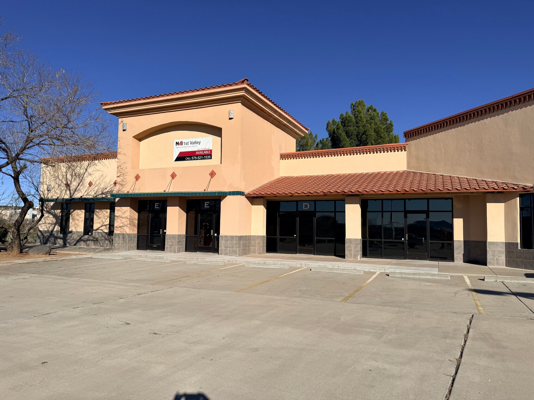 2540 N Telshor Blvd, Las Cruces, NM à louer Photo du bâtiment- Image 1 de 3