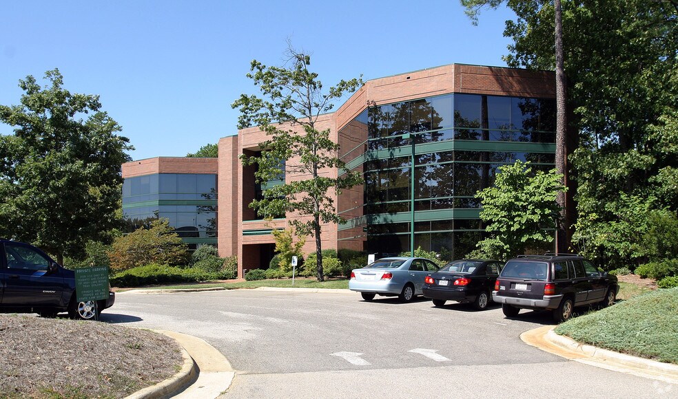 4601 Lake Boone Trl, Raleigh, NC for lease - Building Photo - Image 3 of 8